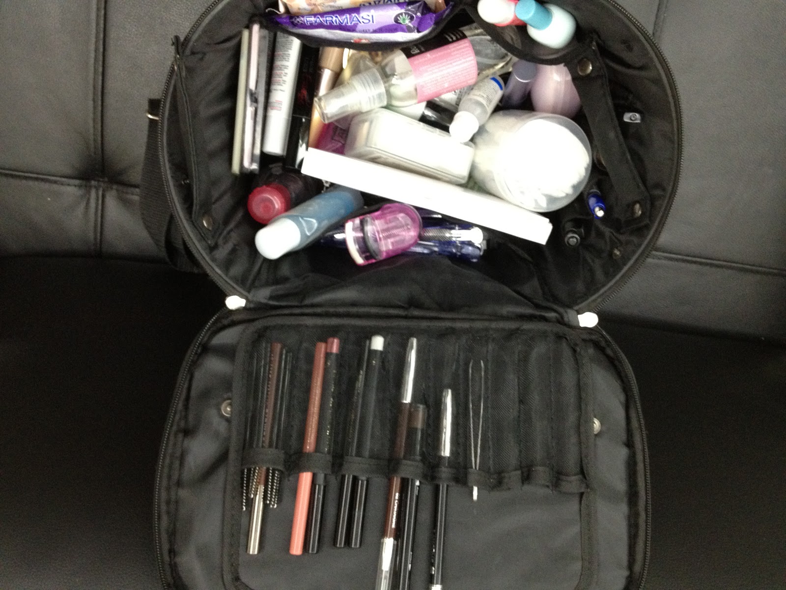Beauty bag/makeup artist must haves.......to be updated Buying the